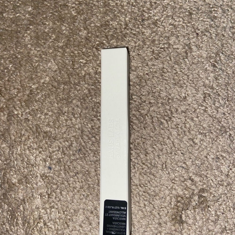 New Haus Labs Volumizing + Lengthening Mascara. Shade-Black Onyx